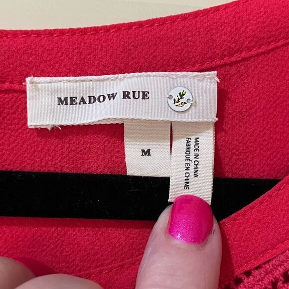 ANTHROPOLOGIE MEADOW RUE Anele Blouse Flutter Short Sleeve Top Lace Red Medium - Picture 5 of 6